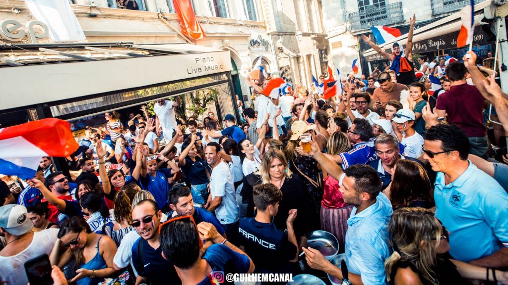 Explosion de joie dans les rue de la ville - en images 31 - MontpelYeah Magazine