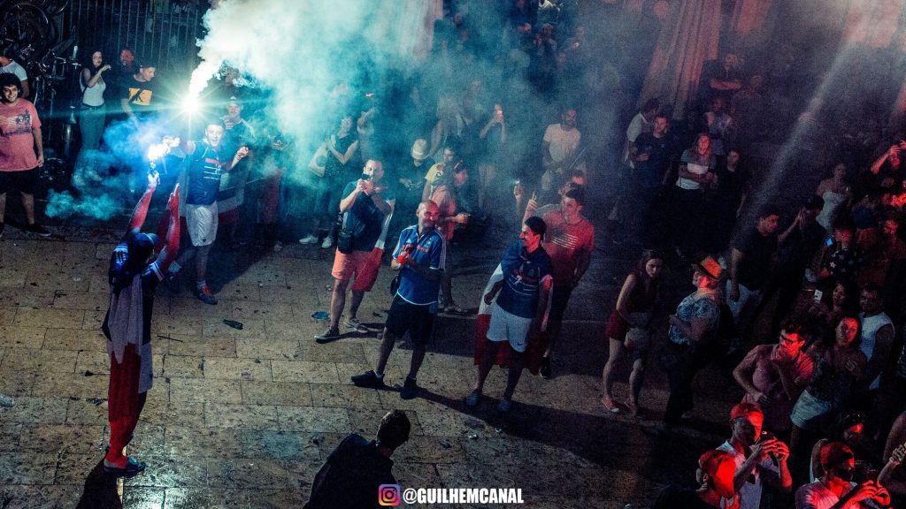 Explosion de joie dans les rue de la ville - en images 3 - MontpelYeah Magazine