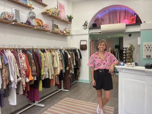 Lucette à Paillettes : la friperie de l'Écusson qui redonne tout son éclat au vintage 37 - MontpelYeah Magazine