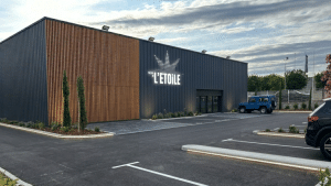 Castelnau-le-Lez accueille un nouveau théâtre dédié à l'humour et au divertissement 17 - MontpelYeah Magazine