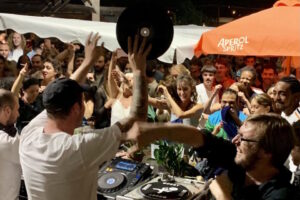 La Grande Tournée de radio nova pose ses valises à Montpellier 17 - MontpelYeah Magazine