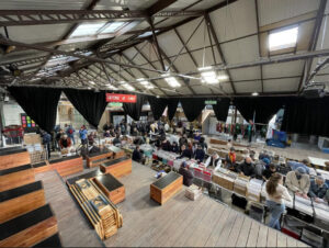 LE 7eme Vinyl Pop-Up Market aura lieu à la Halle Tropisme ce Dimanche 17 Mars 2024 17 - MontpelYeah Magazine