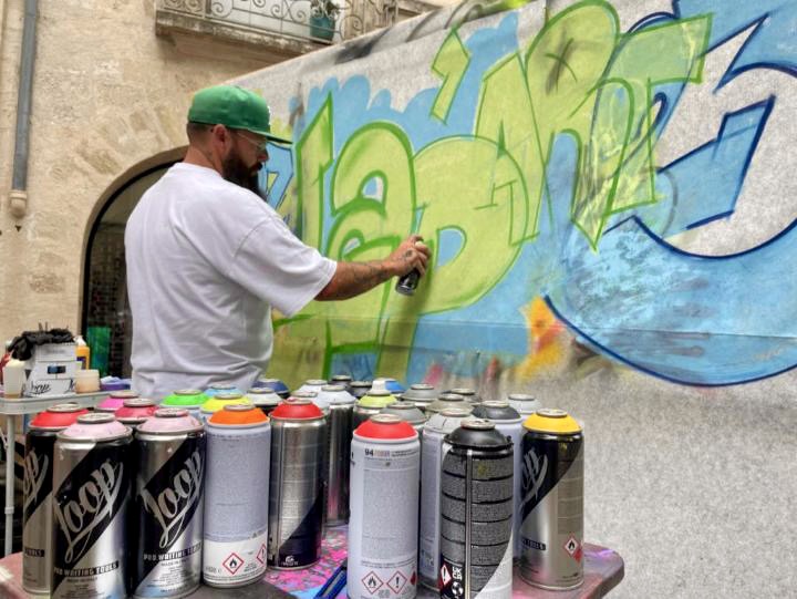 Clap’Arts déploie sa nouvelle formule sous les Arceaux