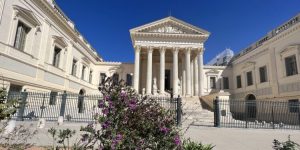 Visiteurs explorant un site patrimonial ouvert exceptionnellement dans la métropole de Montpellier