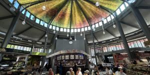 Étal de fruits de mer de La Baraquette aux Halles Laissac à Montpellier