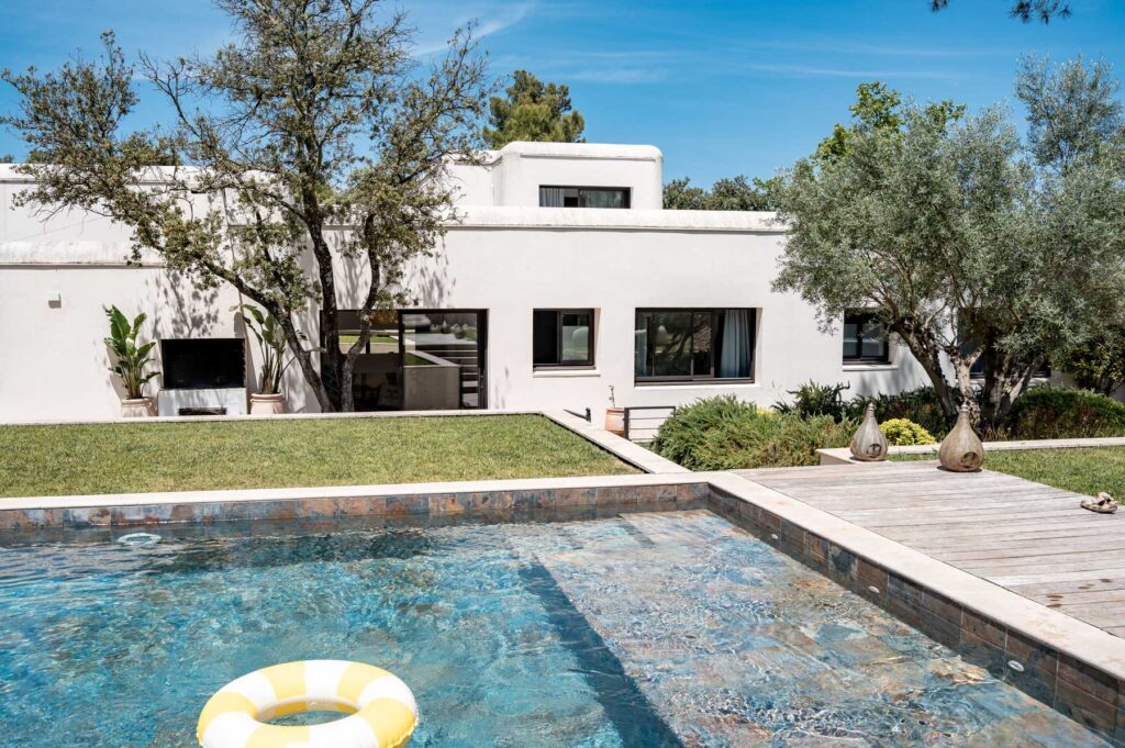 Calma Blanca, la villa blanche où vivre le Sud autrement 1 - MontpelYeah Magazine